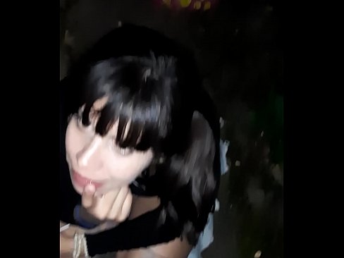 ❤️ Гудамжинд чихэр авахын тулд бэлэг эрхтэн хавдсан ❤️❌ Зовх видео mn.hentai-for.ru ☑